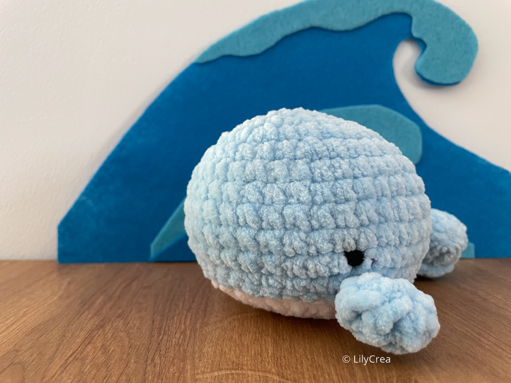 Baleine, amigurumi, baleine en crochet fil chenille, fait main – Image 3